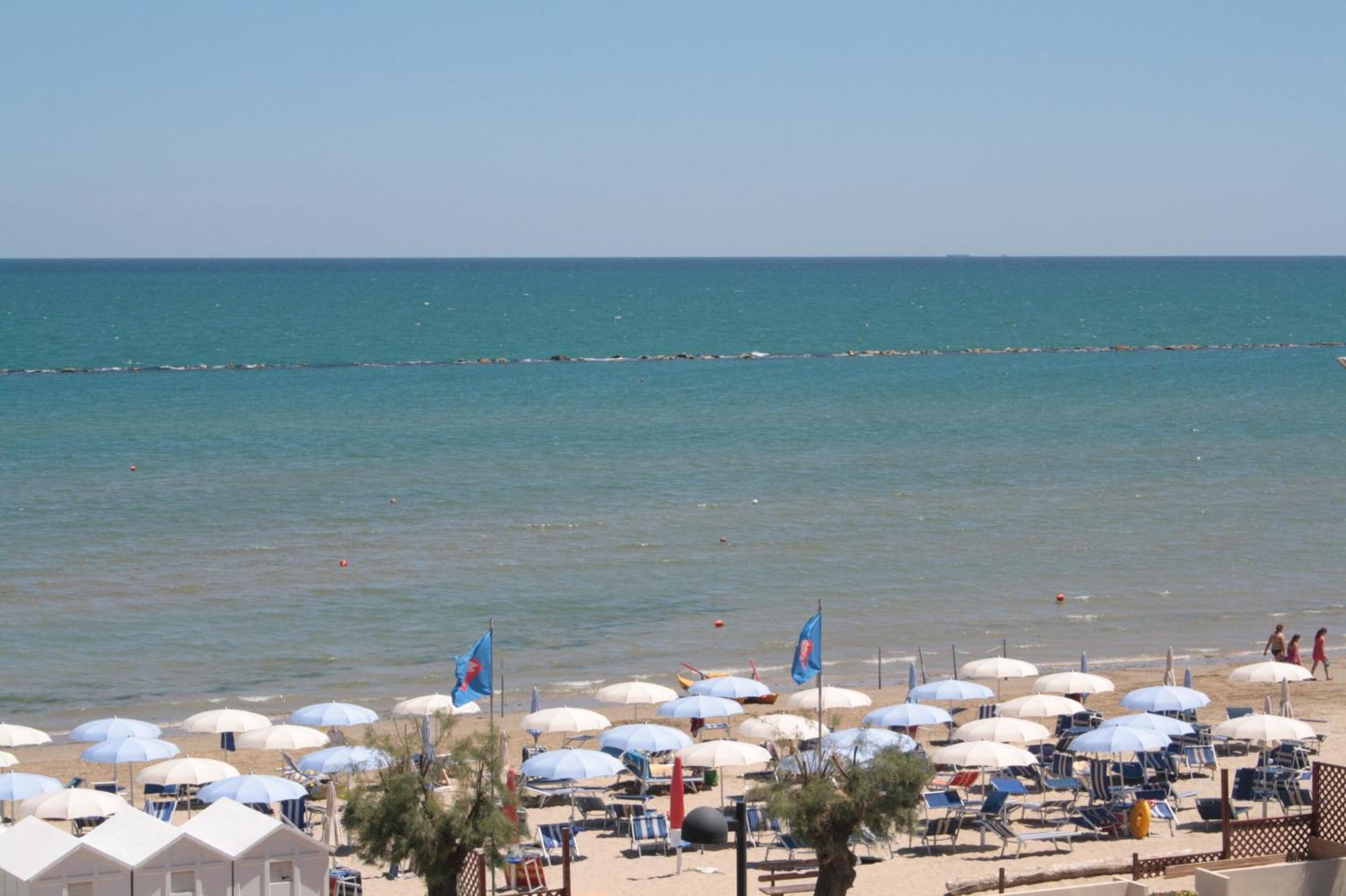 Hotel Florence Marotta Εξωτερικό φωτογραφία