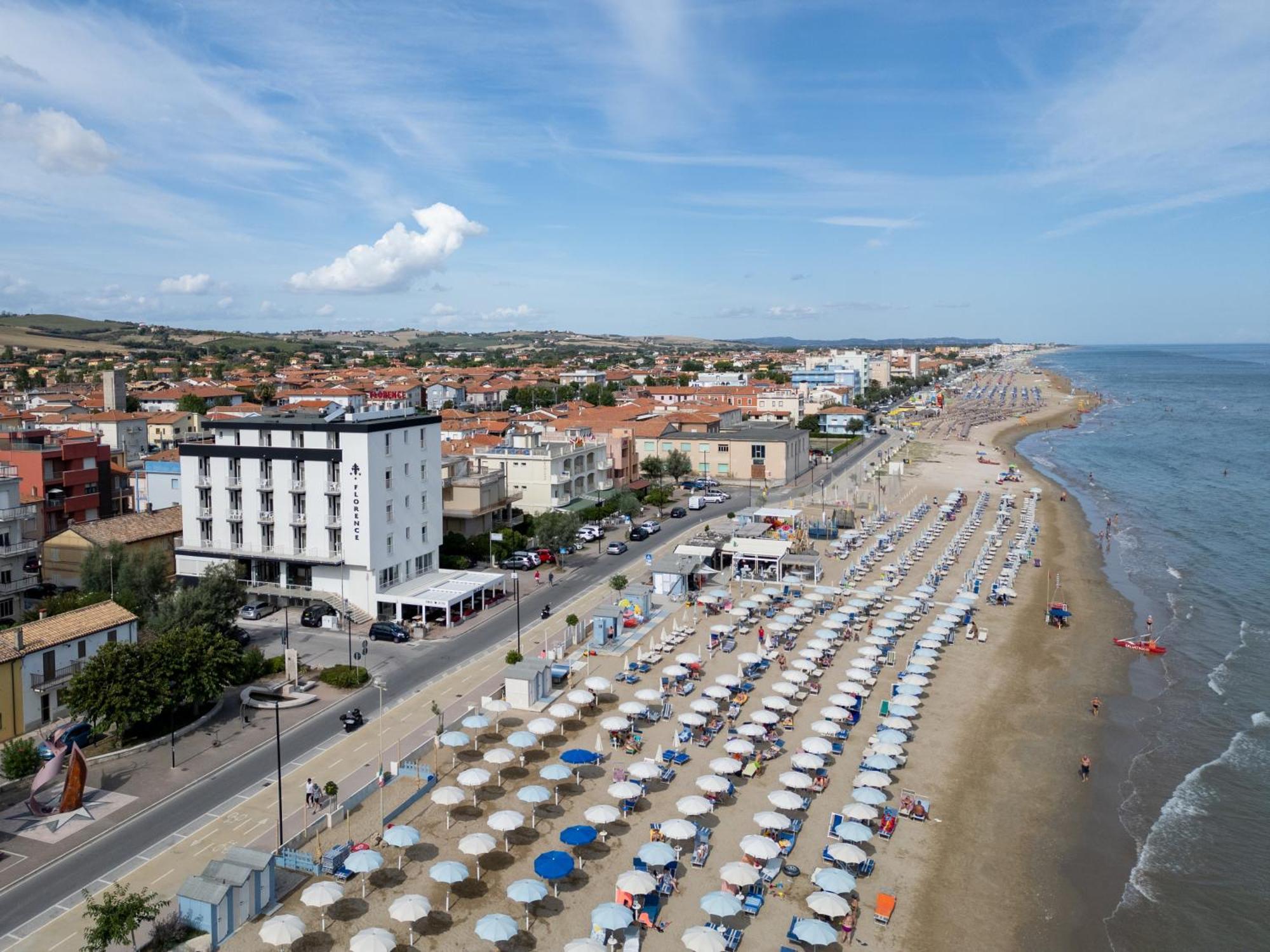 Hotel Florence Marotta Εξωτερικό φωτογραφία
