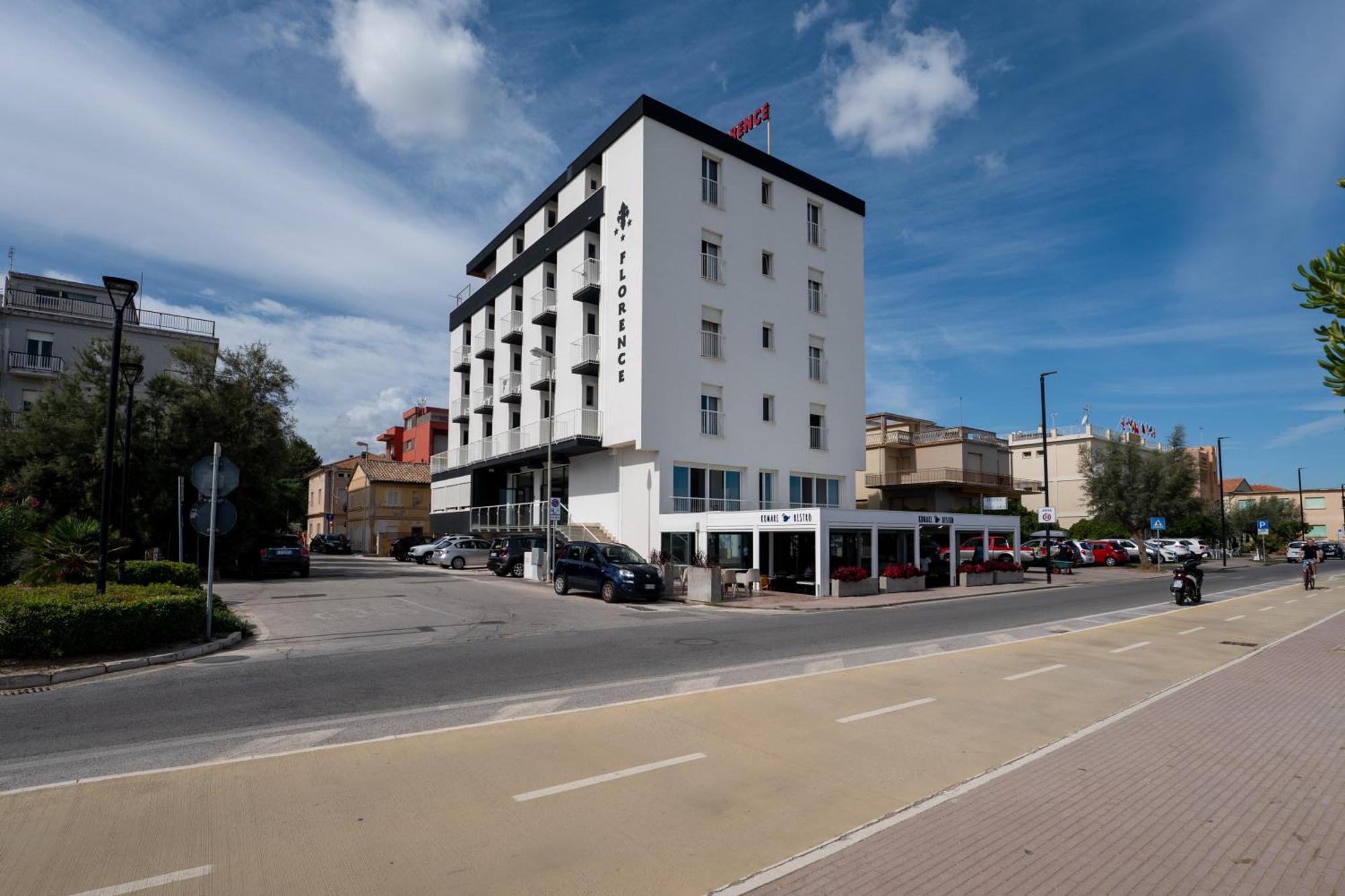 Hotel Florence Marotta Εξωτερικό φωτογραφία