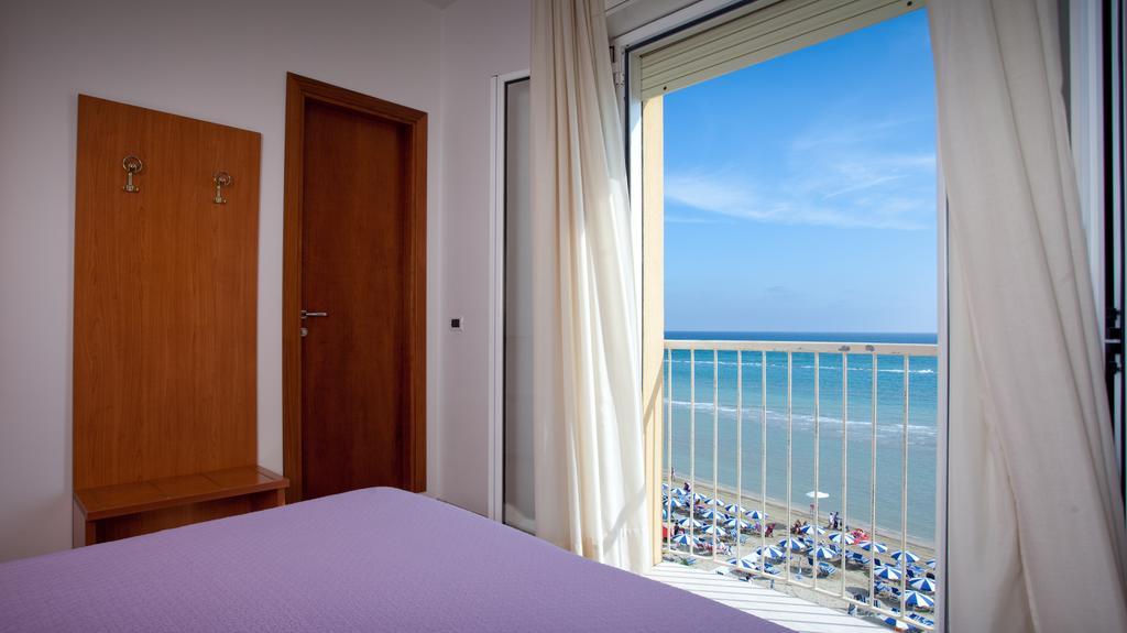 Hotel Florence Marotta Εξωτερικό φωτογραφία