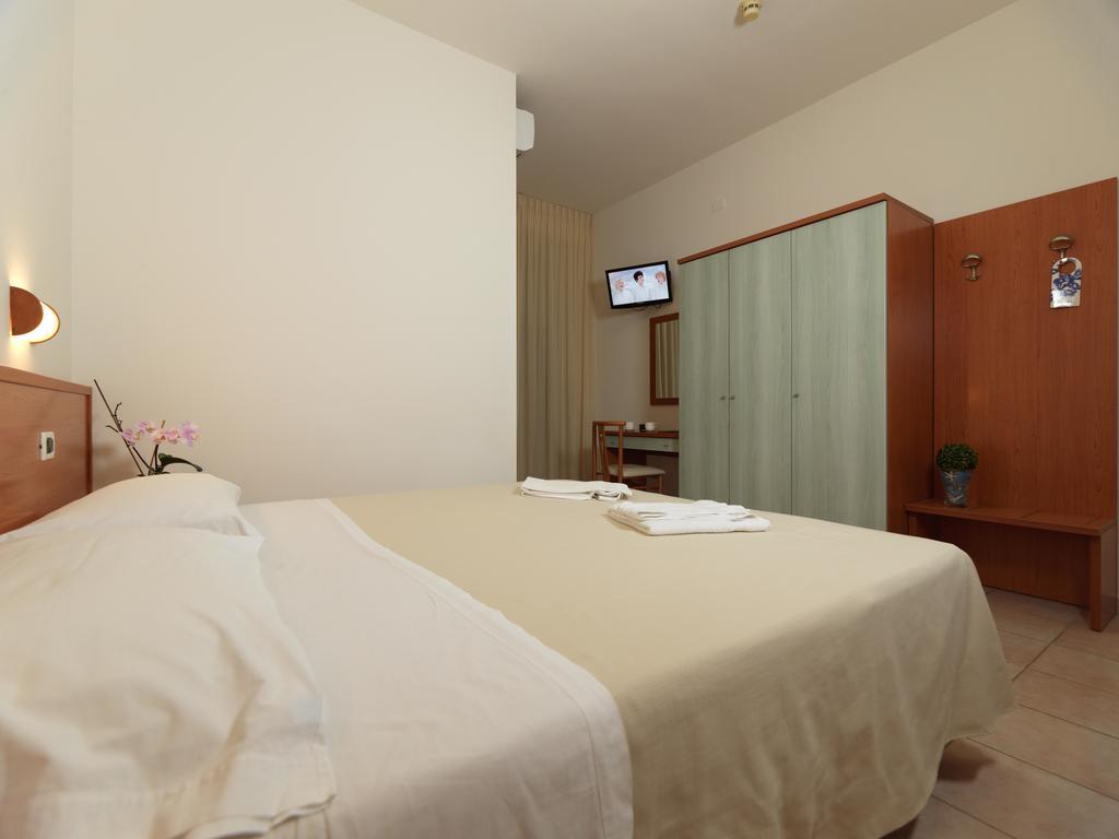 Hotel Florence Marotta Εξωτερικό φωτογραφία