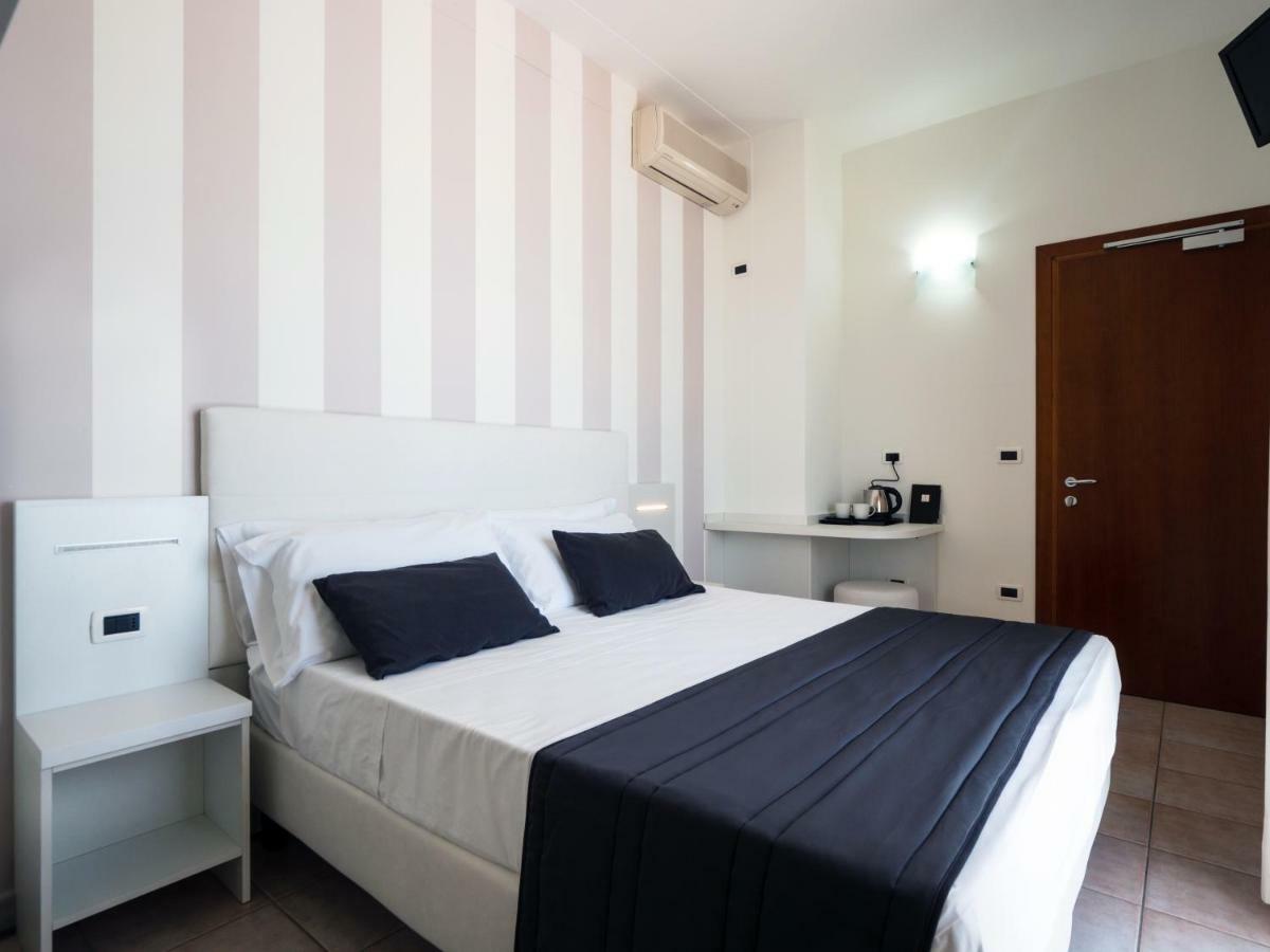 Hotel Florence Marotta Εξωτερικό φωτογραφία